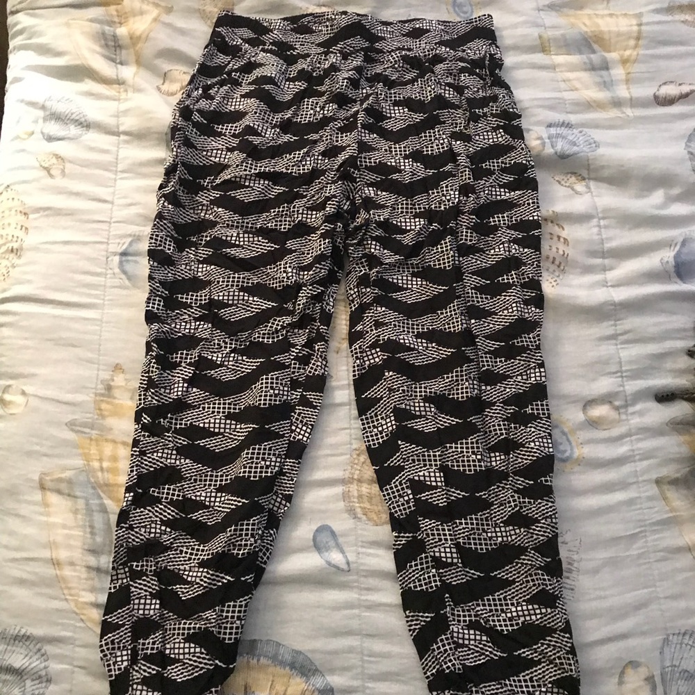 Cute design flowy pants